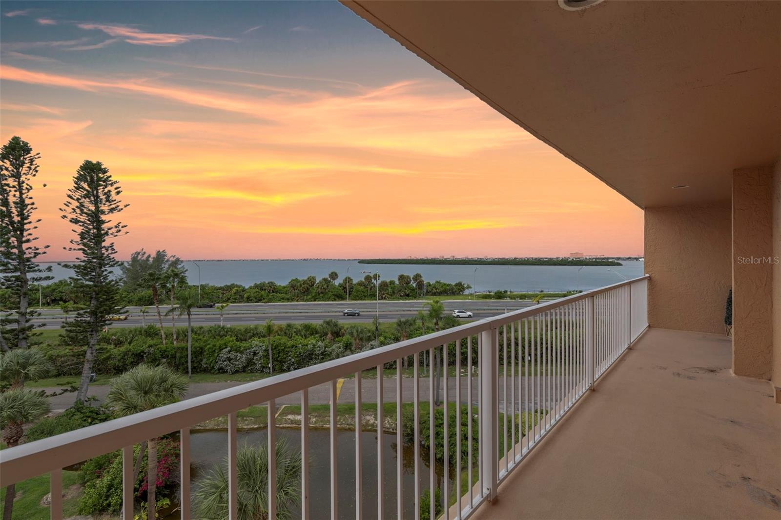 Details for 7430 Sunshine Skyway Lane S 605, ST PETERSBURG, FL 33711