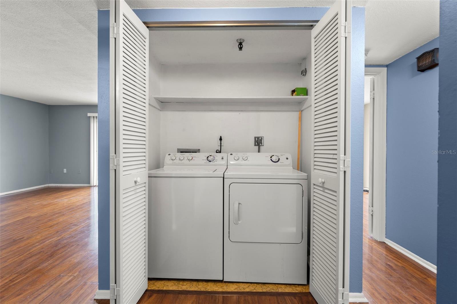 Image 15 of 35 For 7430 Sunshine Skyway Lane S 605
