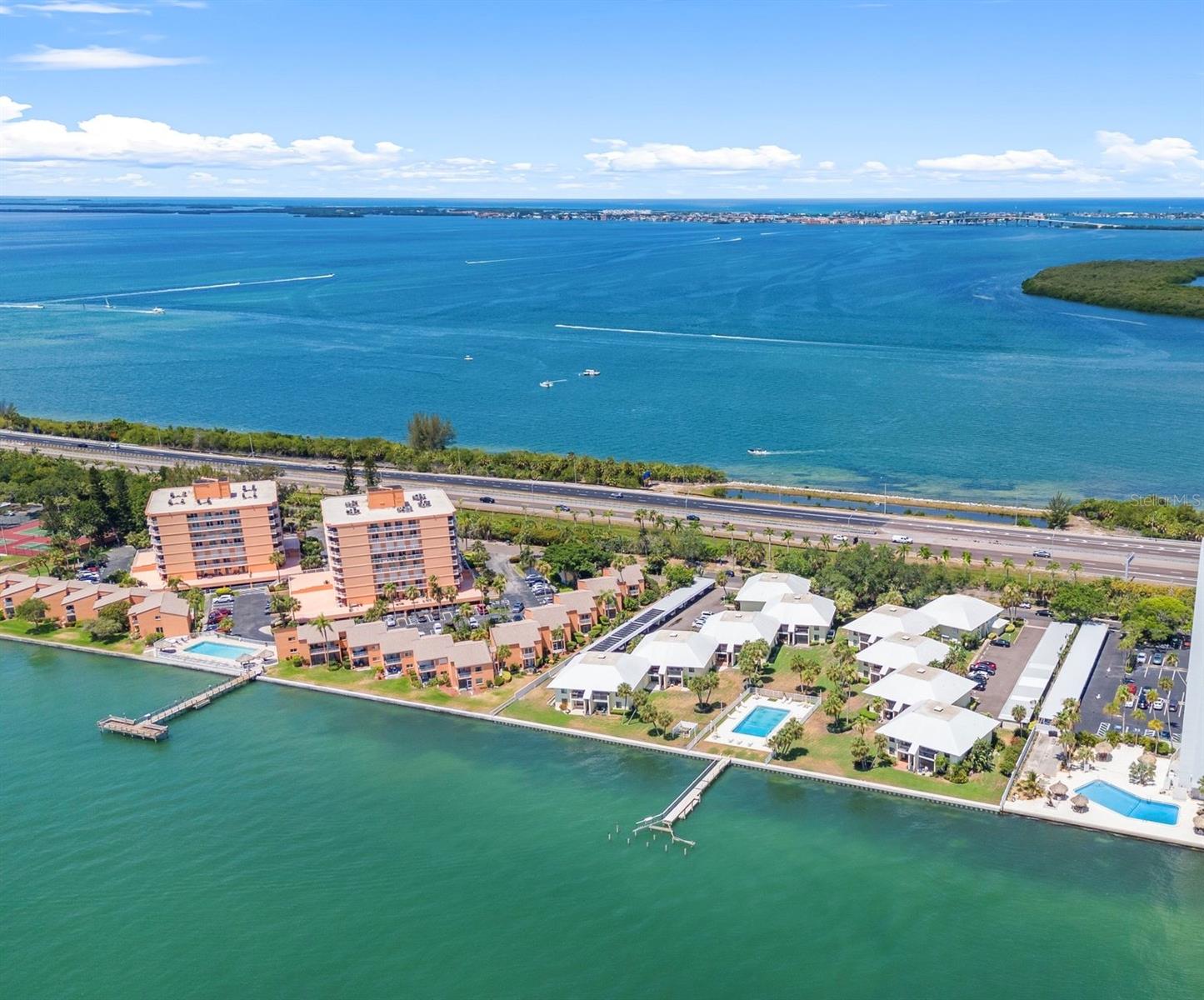 Image 33 of 35 For 7430 Sunshine Skyway Lane S 605
