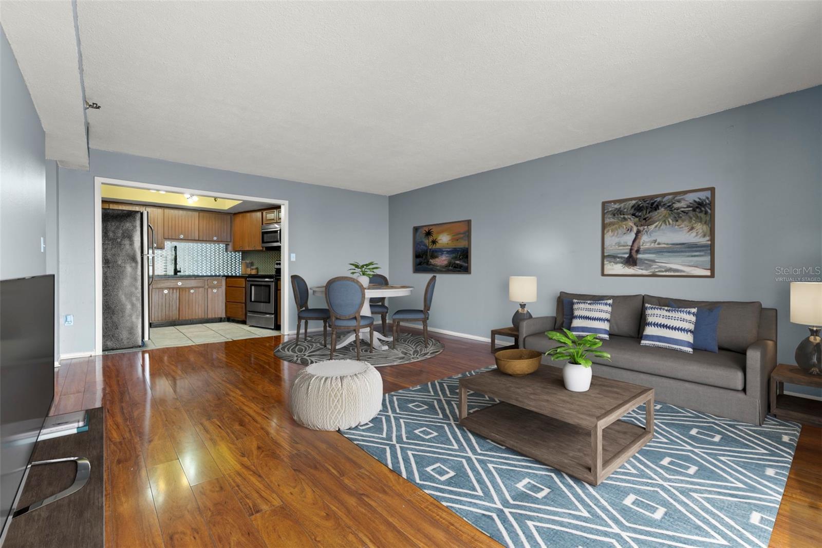Image 5 of 35 For 7430 Sunshine Skyway Lane S 605