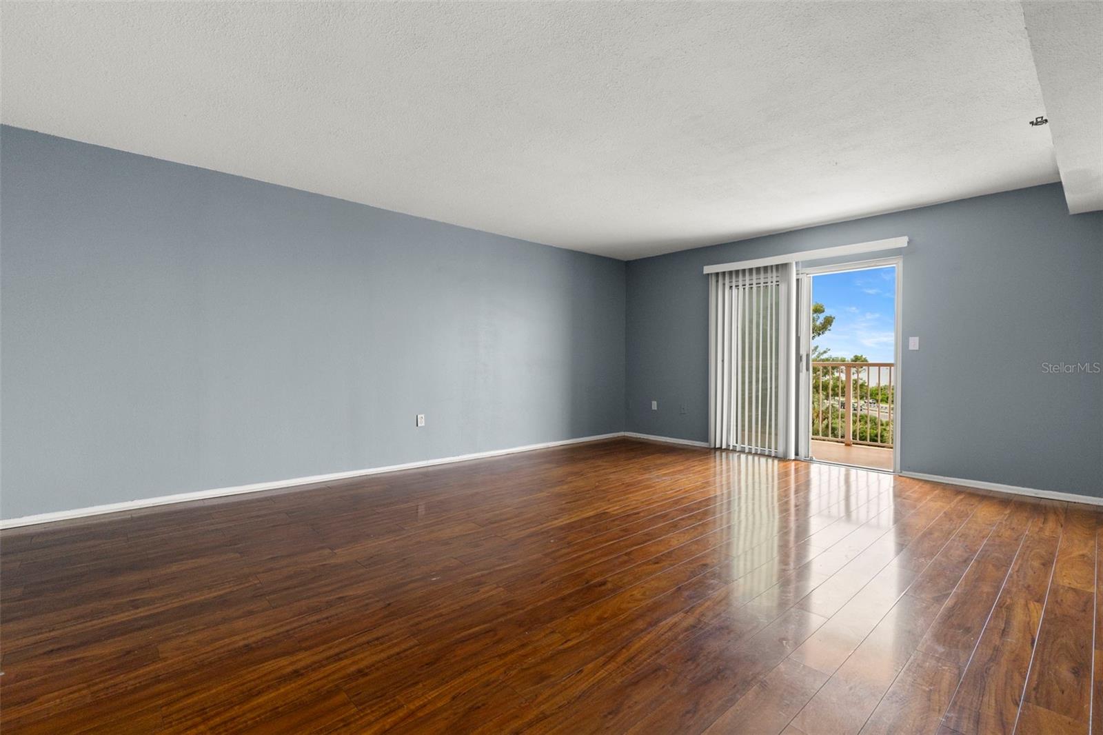 Image 6 of 35 For 7430 Sunshine Skyway Lane S 605