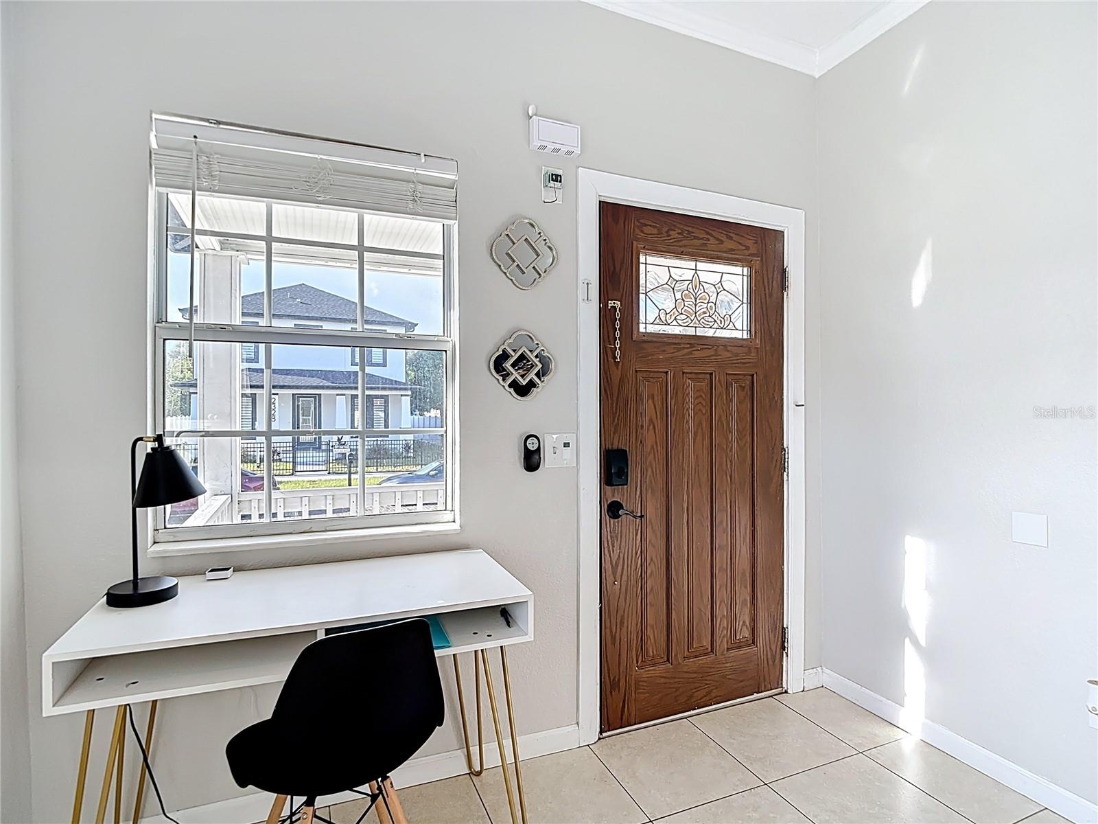 Image 10 of 53 For 2329 La Salle Street