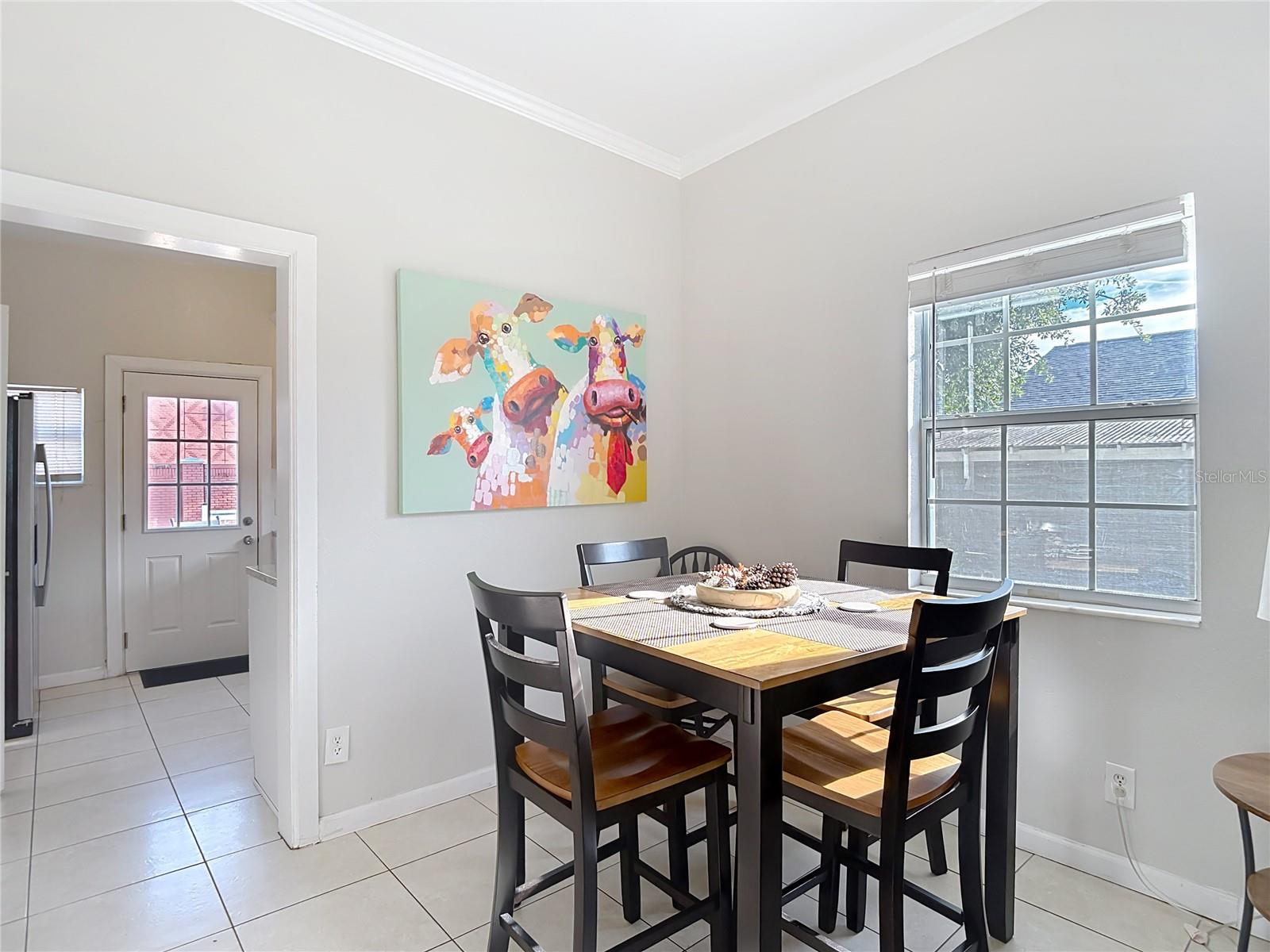 Image 15 of 53 For 2329 La Salle Street