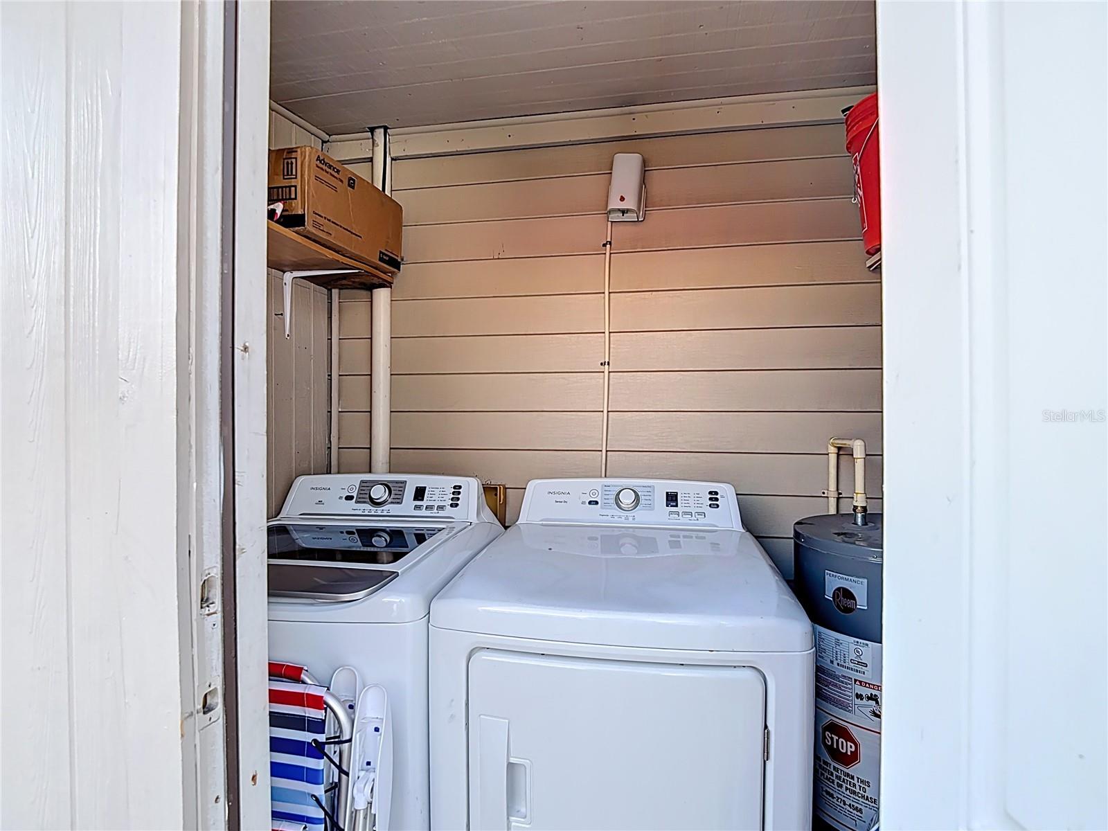 Image 36 of 53 For 2329 La Salle Street