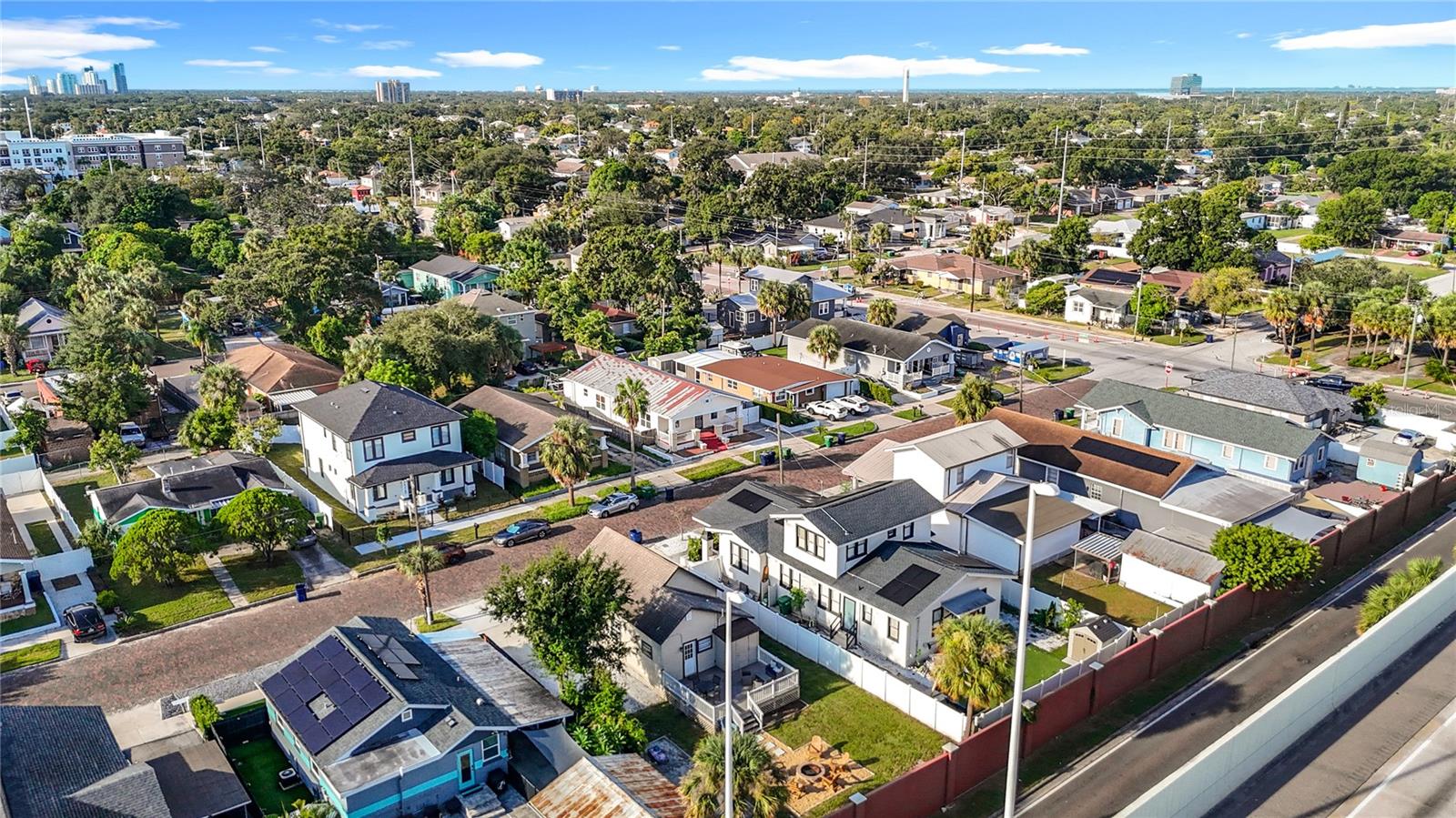 Image 50 of 53 For 2329 La Salle Street