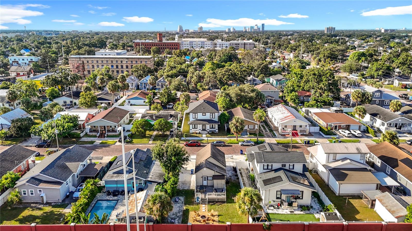 Image 51 of 53 For 2329 La Salle Street