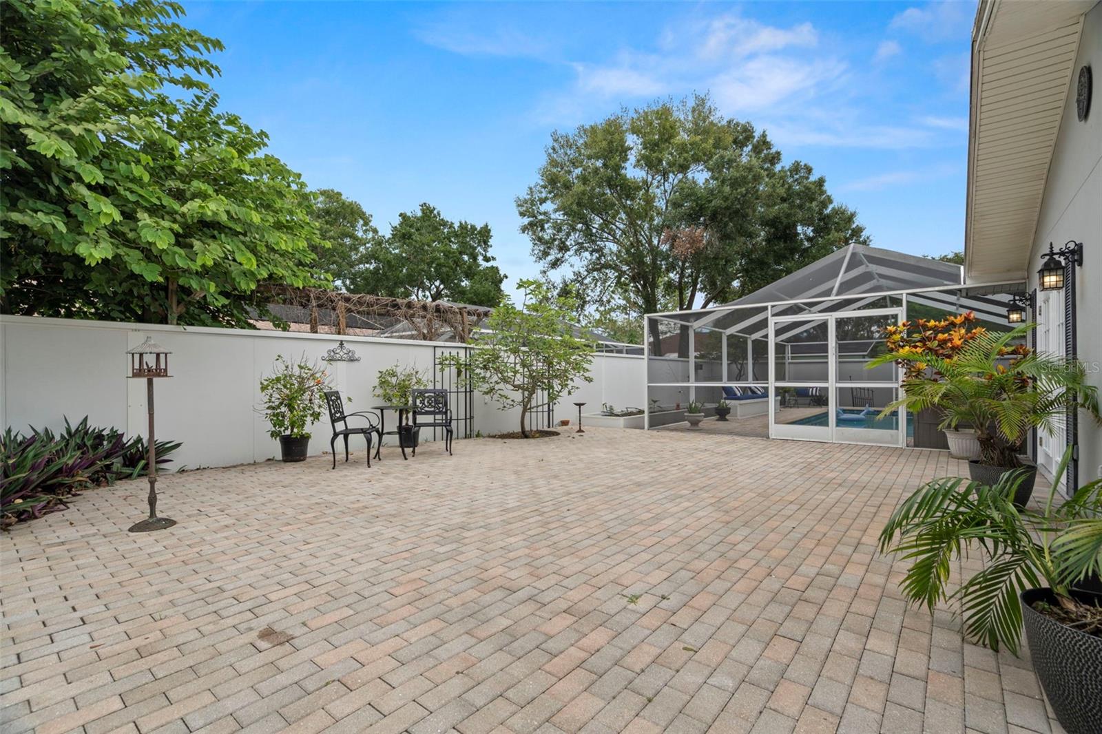 Image 29 of 32 For 13722 Country Court Drive