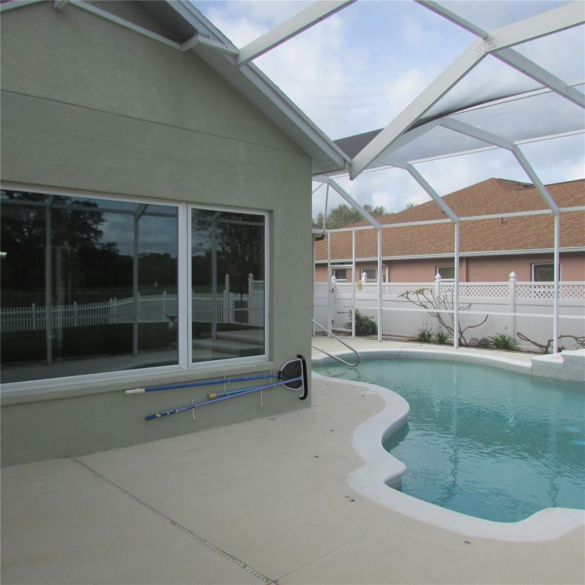 Listing photo id 25 for 1430 Crooked Stick Drive
