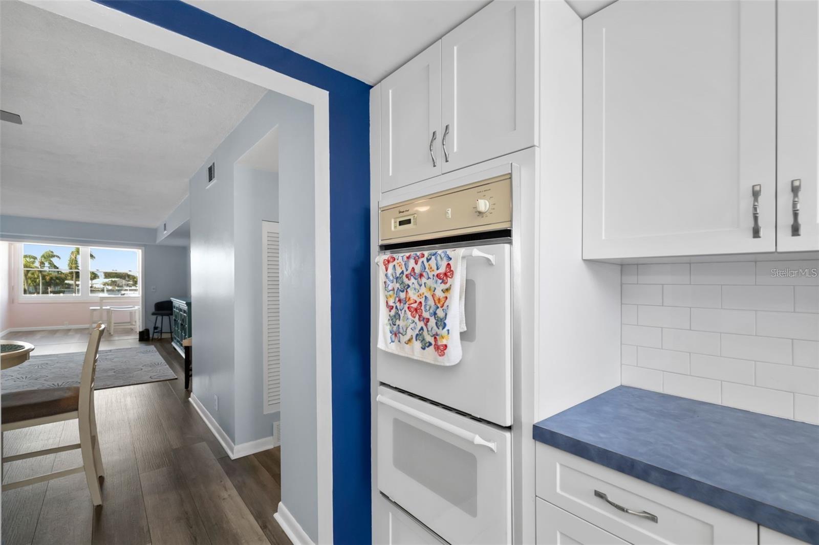 Image 12 of 24 For 1868 Shore Drive S 207