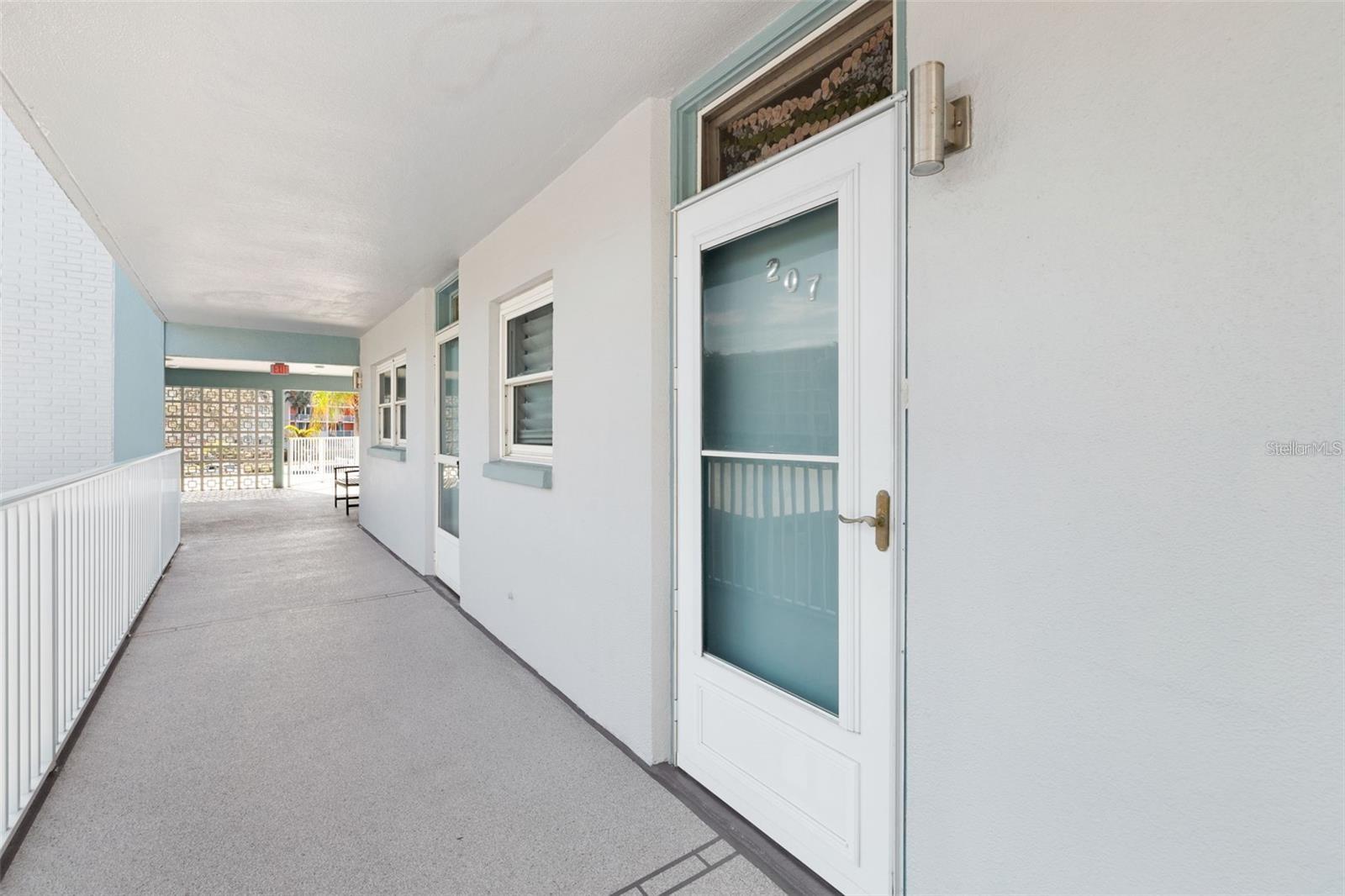 Image 19 of 24 For 1868 Shore Drive S 207