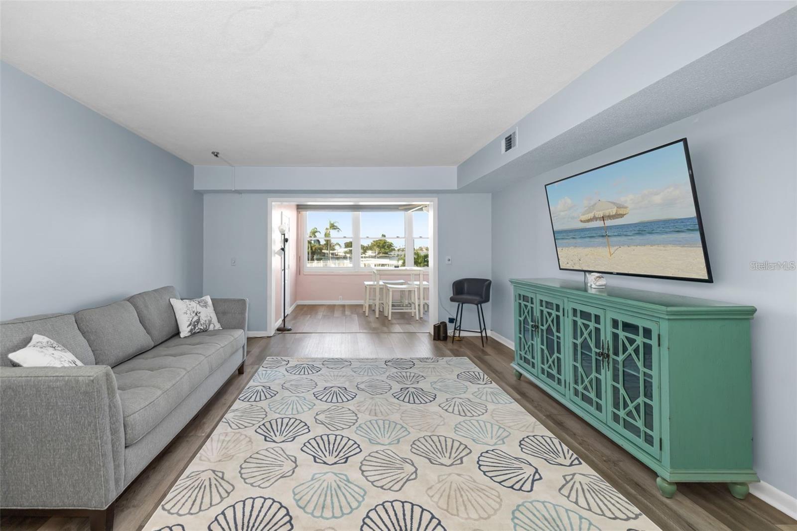 Image 5 of 24 For 1868 Shore Drive S 207