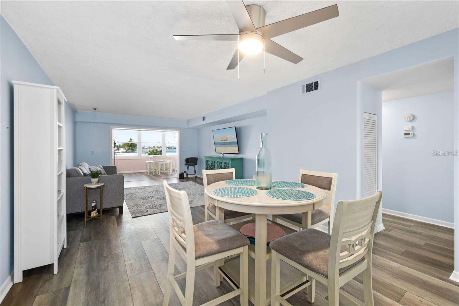 Image 6 of 24 For 1868 Shore Drive S 207