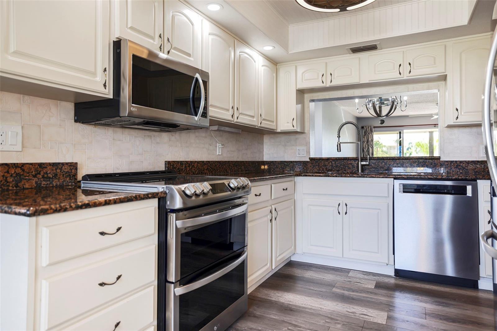 Image 11 of 57 For 401 150th Avenue 231