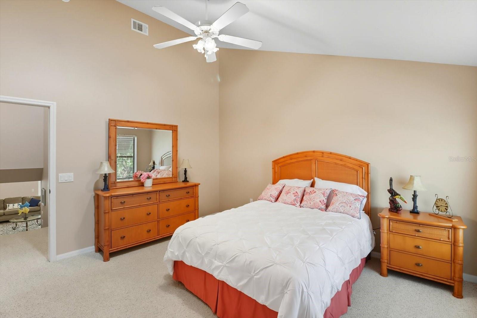 Listing photo id 15 for 5152 Swiftwater Way