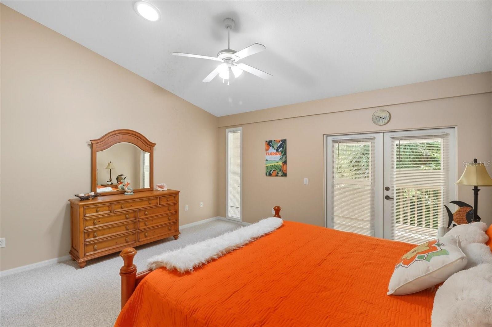 Listing photo id 5 for 5152 Swiftwater Way