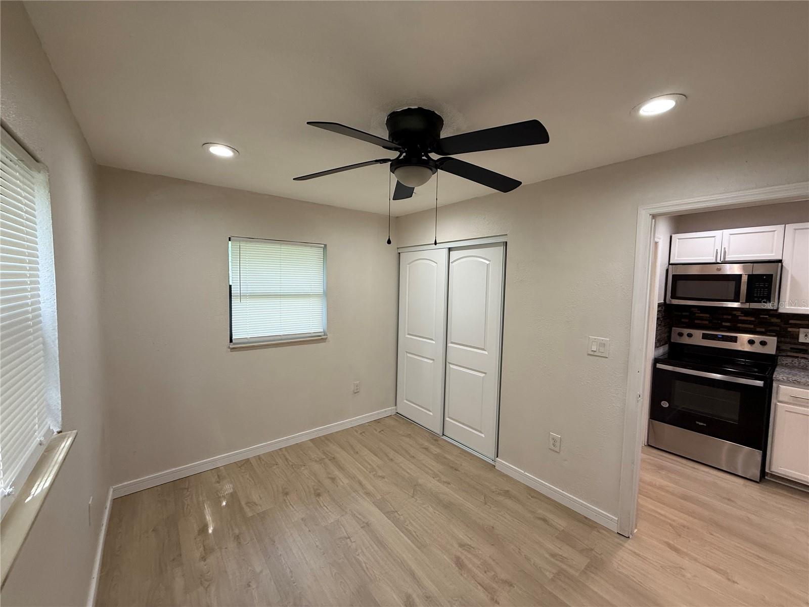 Image 6 of 8 For 10022 Lantana Avenue B
