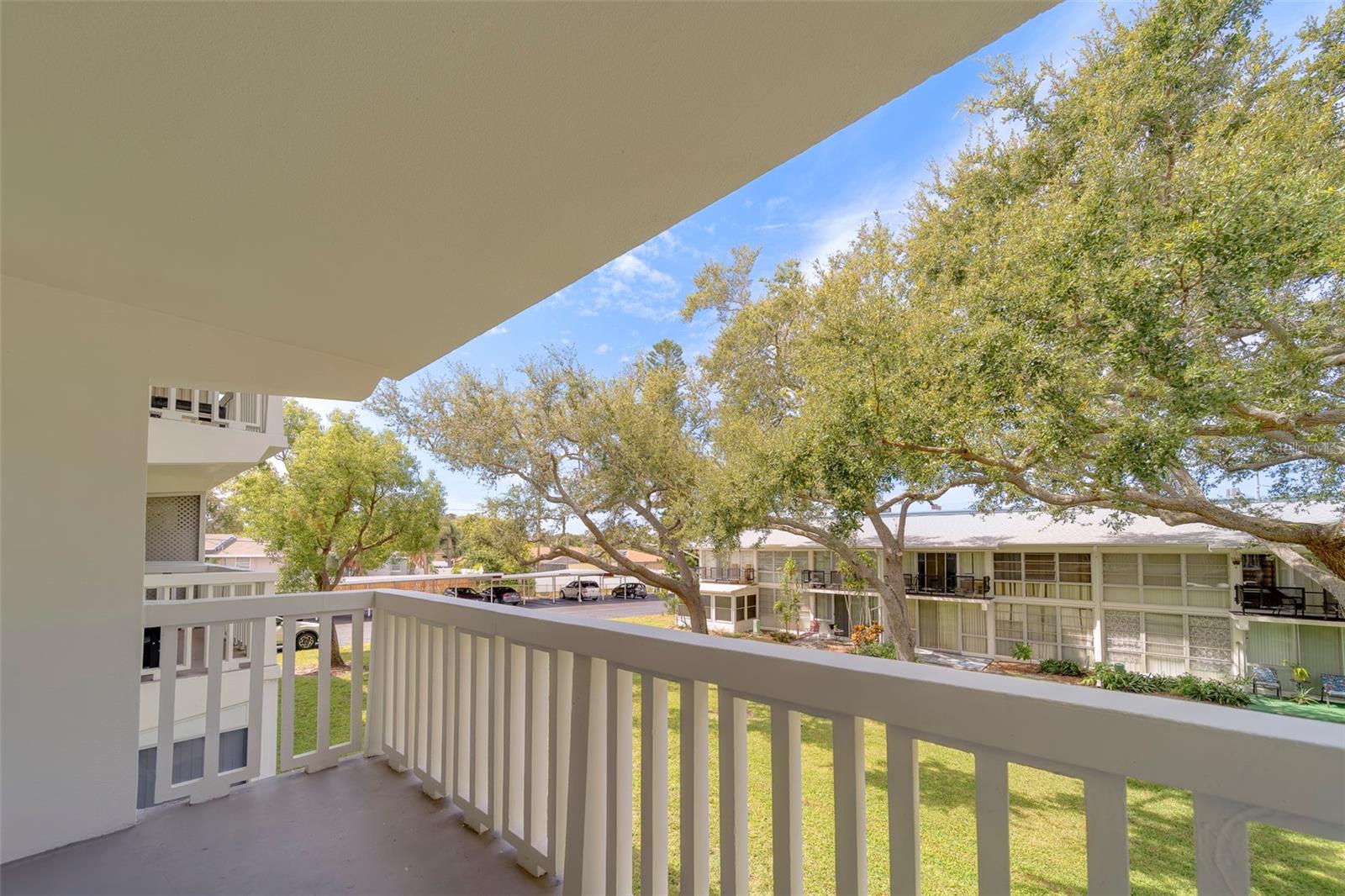 Image 16 of 37 For 2944 Bay Drive 205