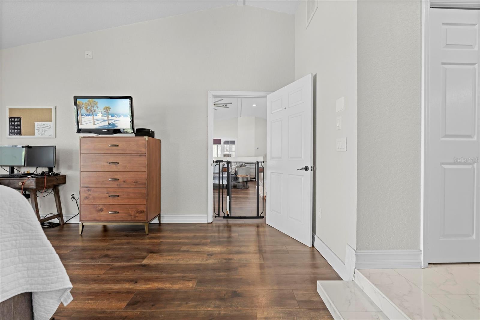 Image 14 of 66 For 11717 Trumbull Drive