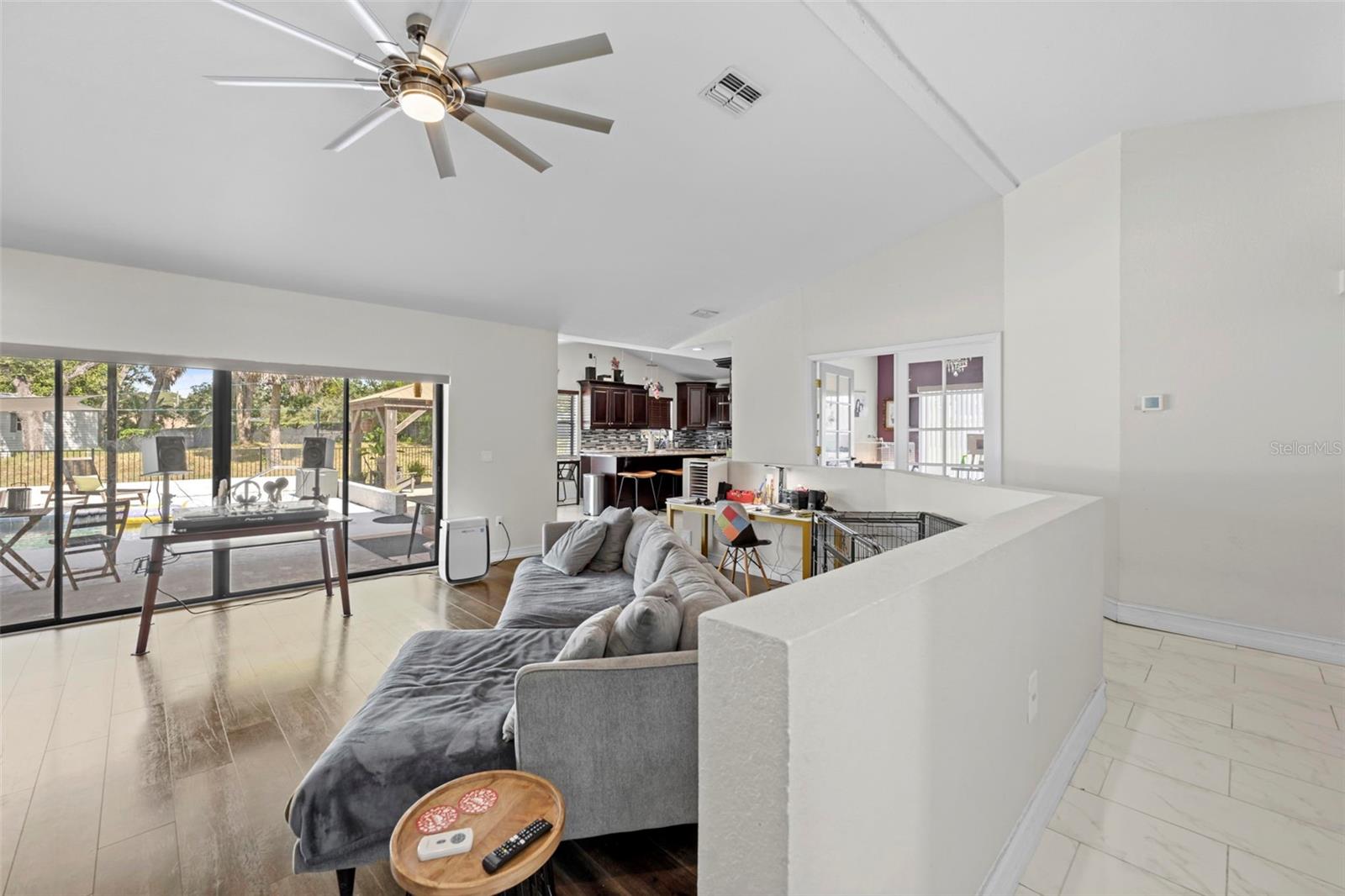 Image 19 of 66 For 11717 Trumbull Drive