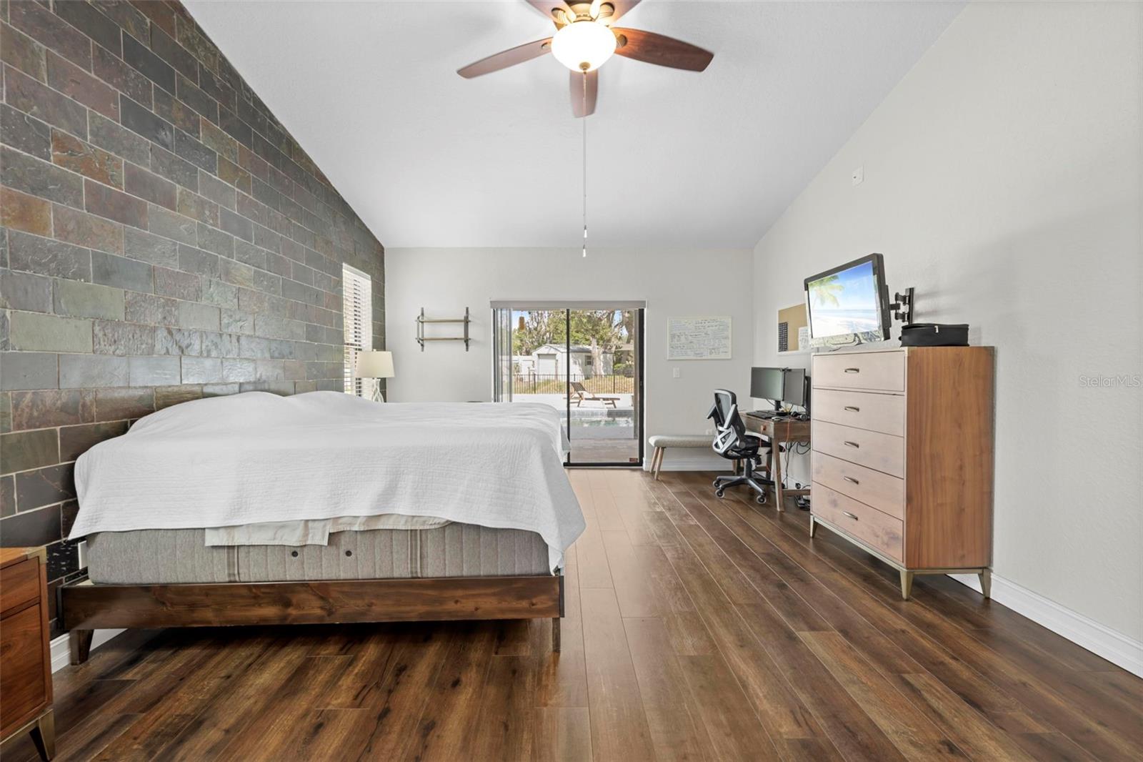 Image 6 of 66 For 11717 Trumbull Drive