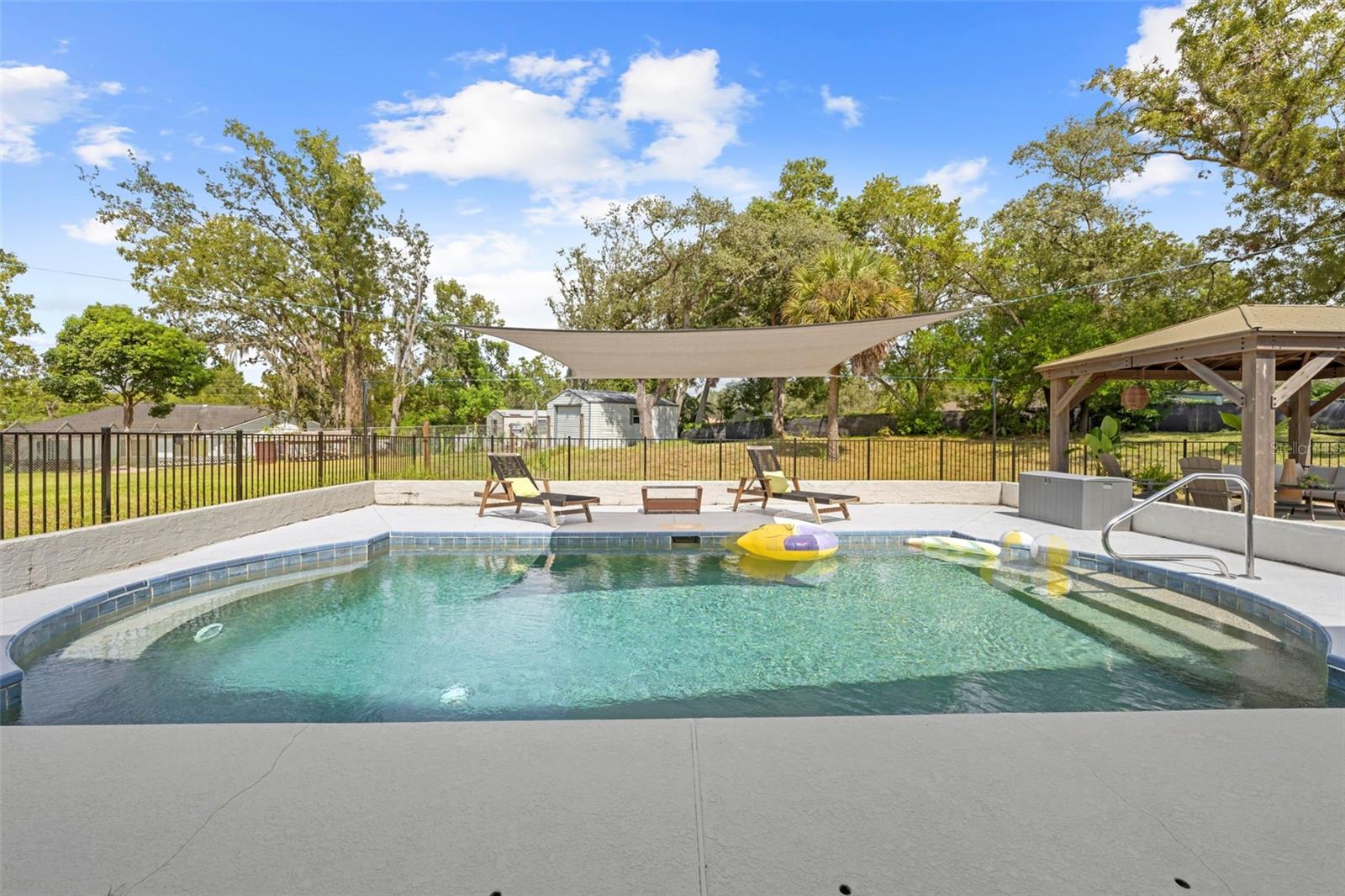 Image 60 of 66 For 11717 Trumbull Drive