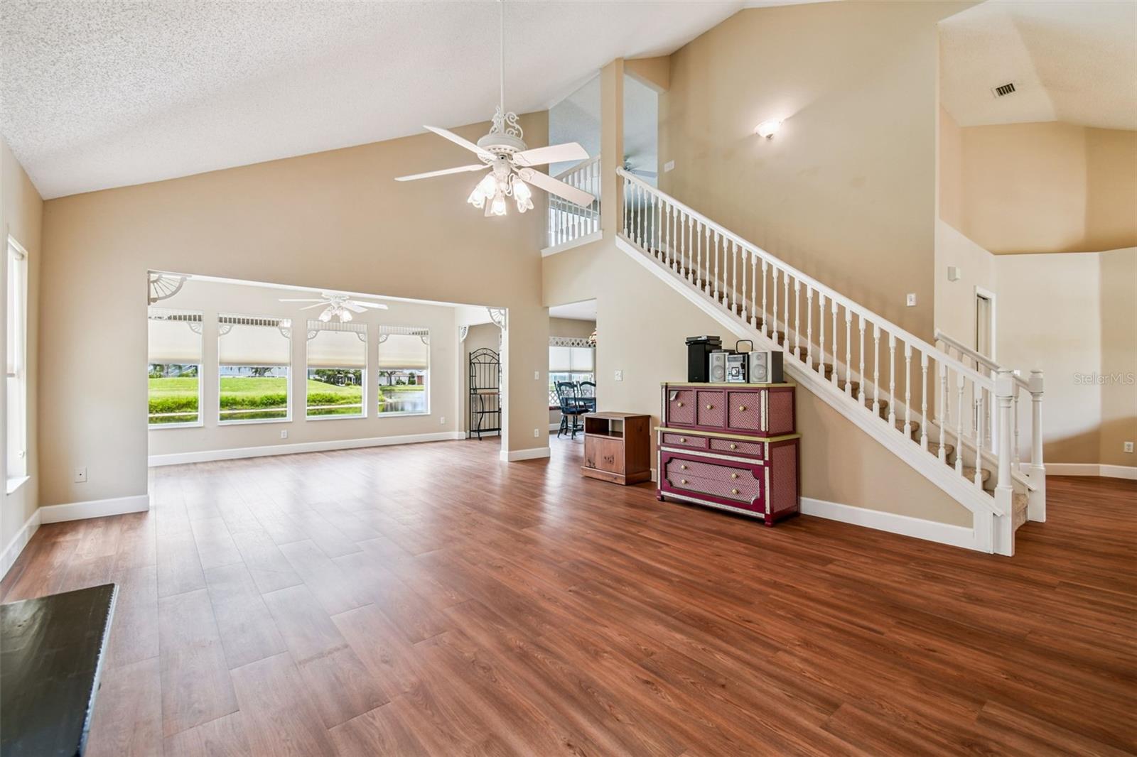 Image 11 of 44 For 2309 Lyndhurst Drive