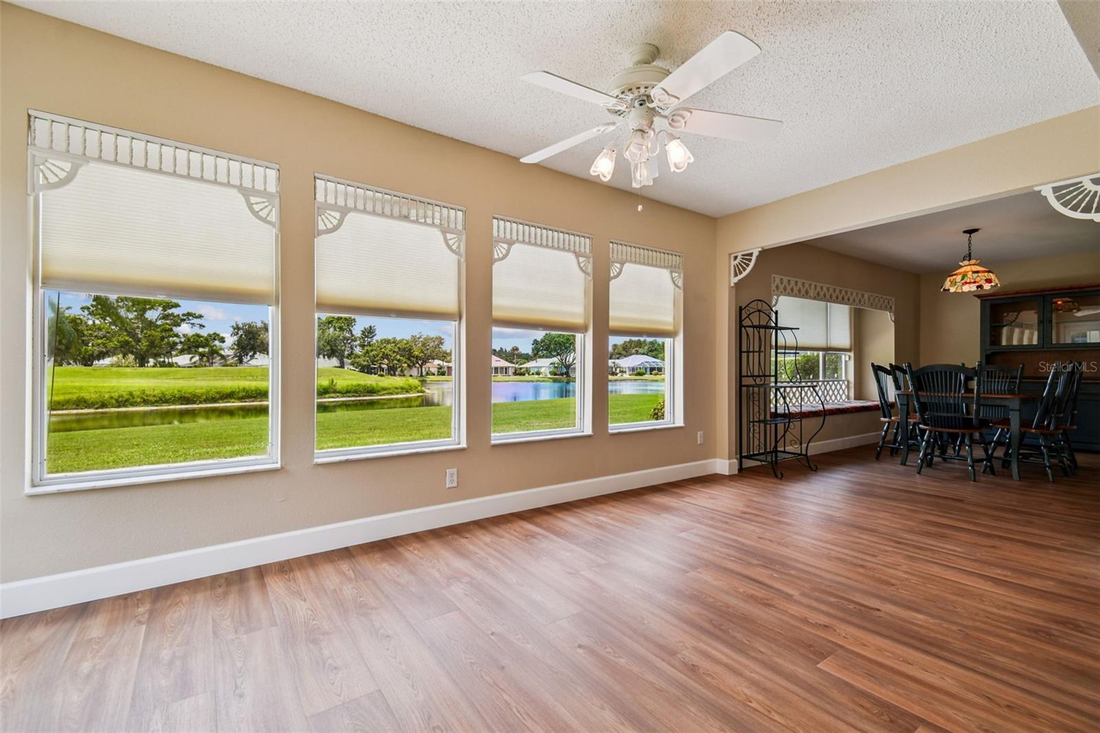 Image 12 of 44 For 2309 Lyndhurst Drive