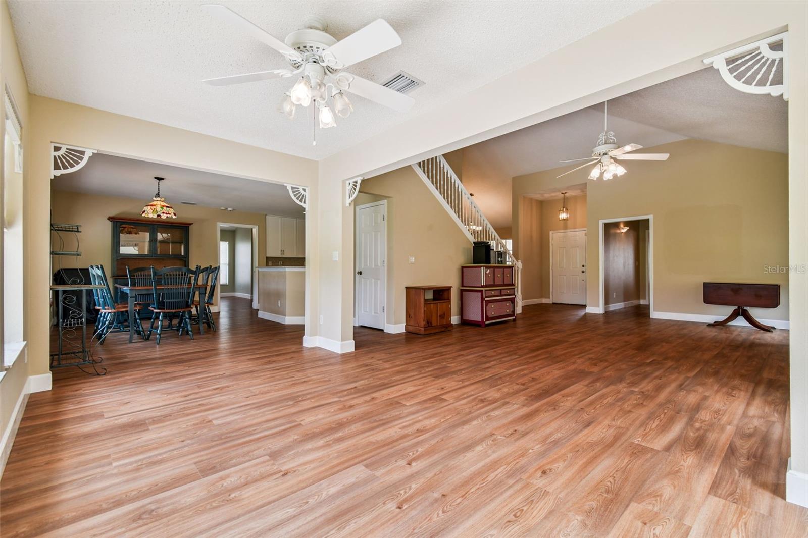 Image 13 of 44 For 2309 Lyndhurst Drive