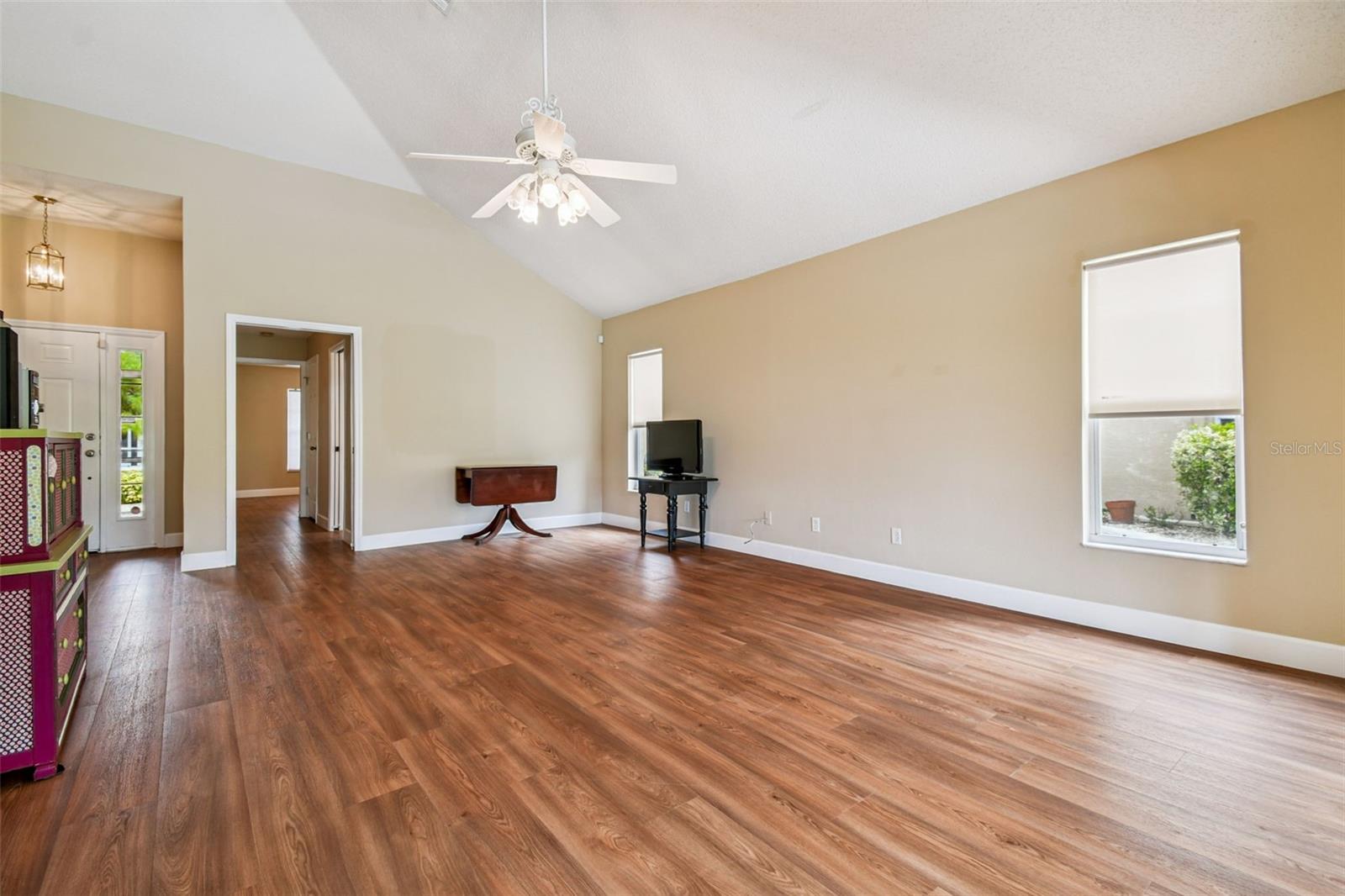 Image 14 of 44 For 2309 Lyndhurst Drive