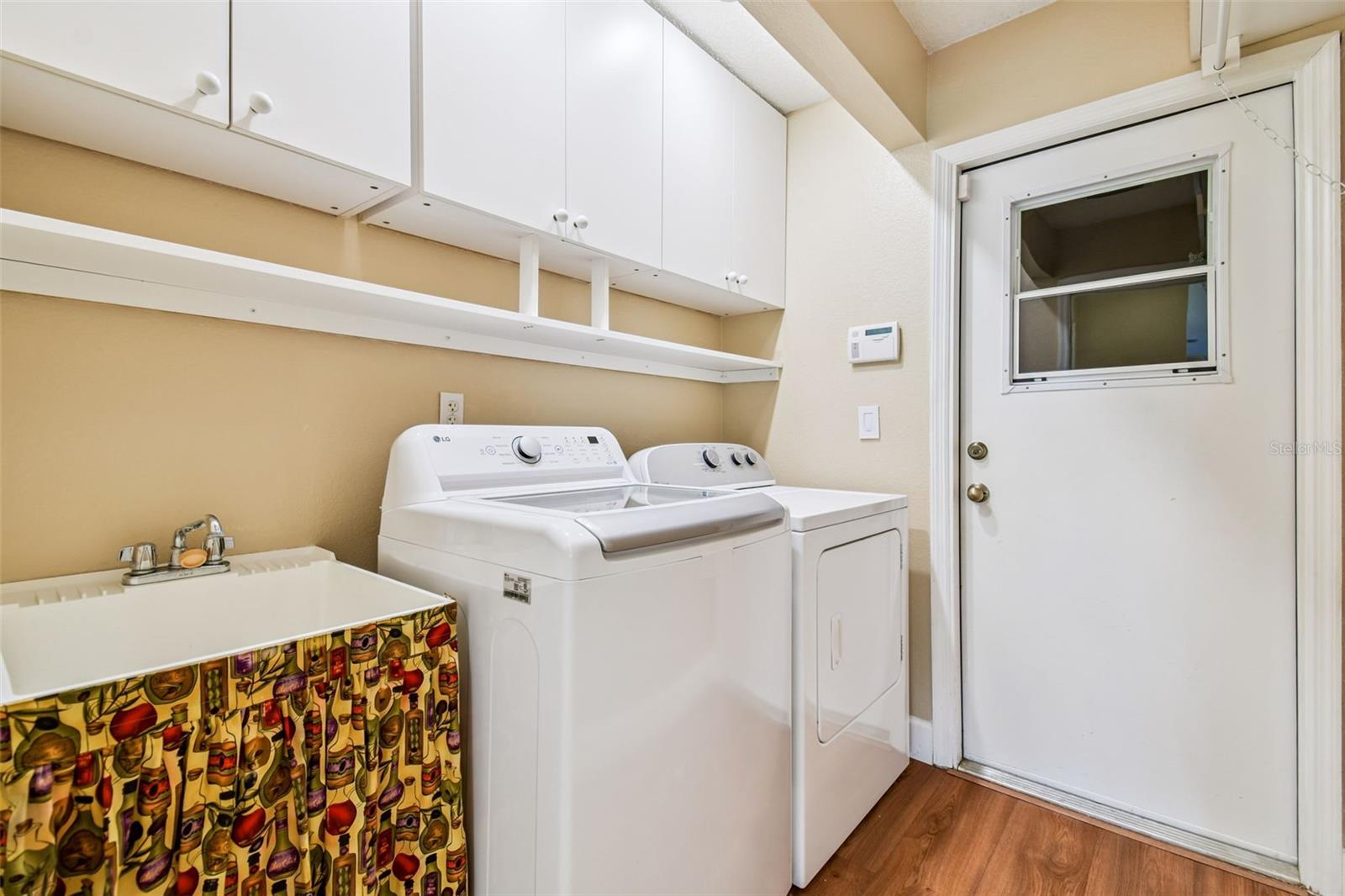 Image 17 of 44 For 2309 Lyndhurst Drive