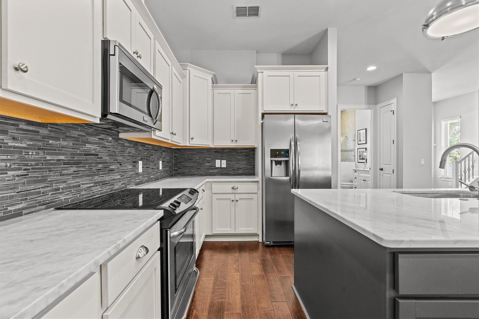 Image 19 of 48 For 323 2nd Street S