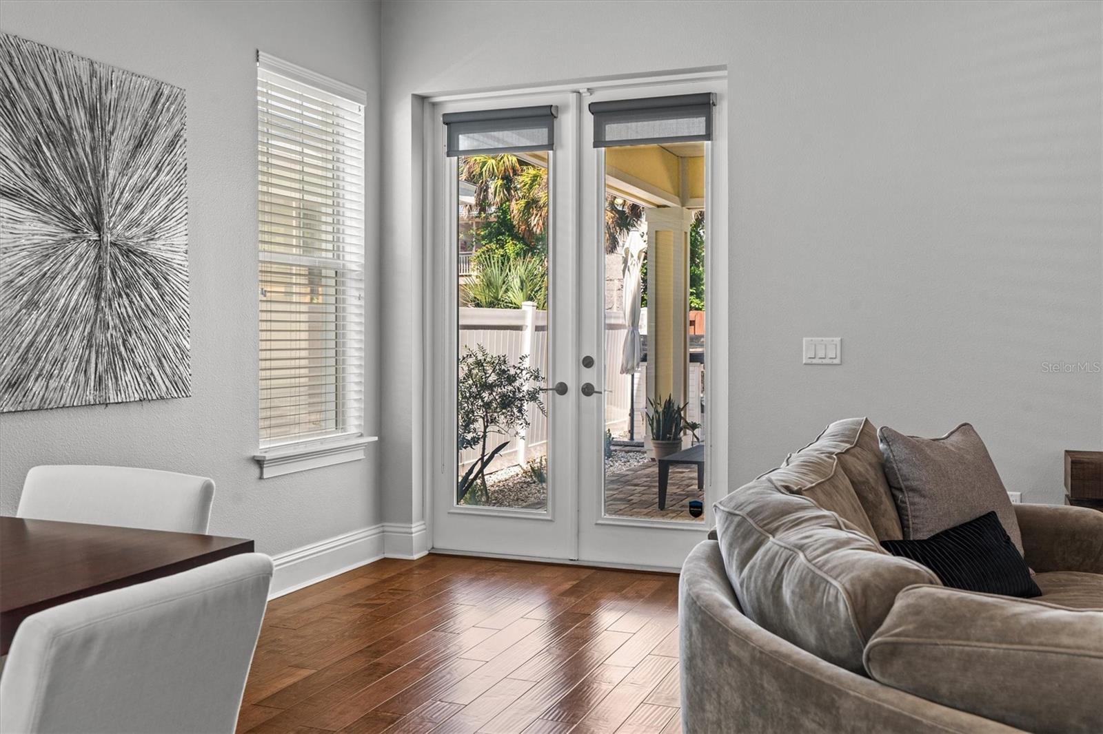 Image 22 of 48 For 323 2nd Street S