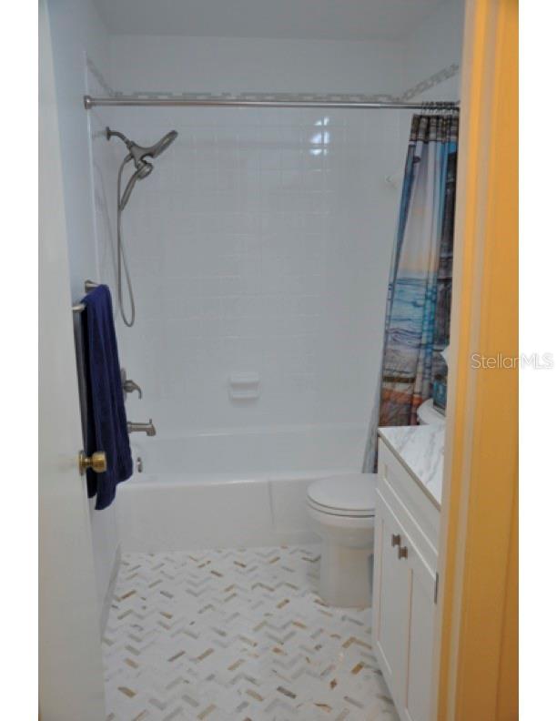 Image 8 of 49 For 2630 Woodgate Lane G3
