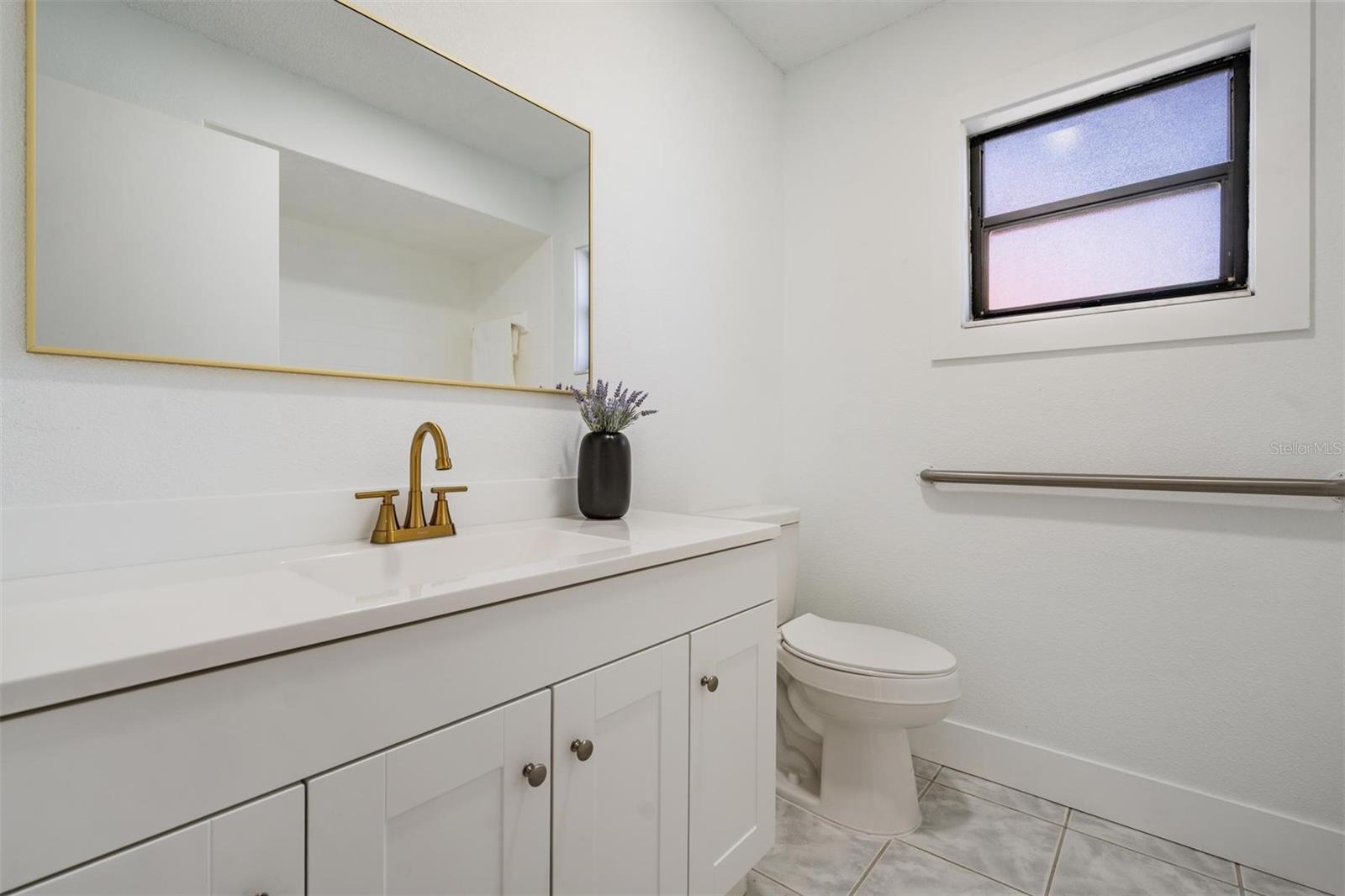 Image 4 of 44 For 8393 Camphor Drive