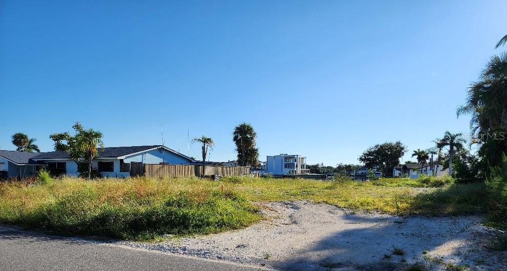 Image 12 of 16 For 1450 Sea Gull Drive S