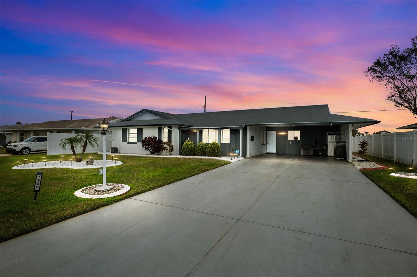 Details for 1205 Hacienda Drive, SUN CITY CENTER, FL 33573