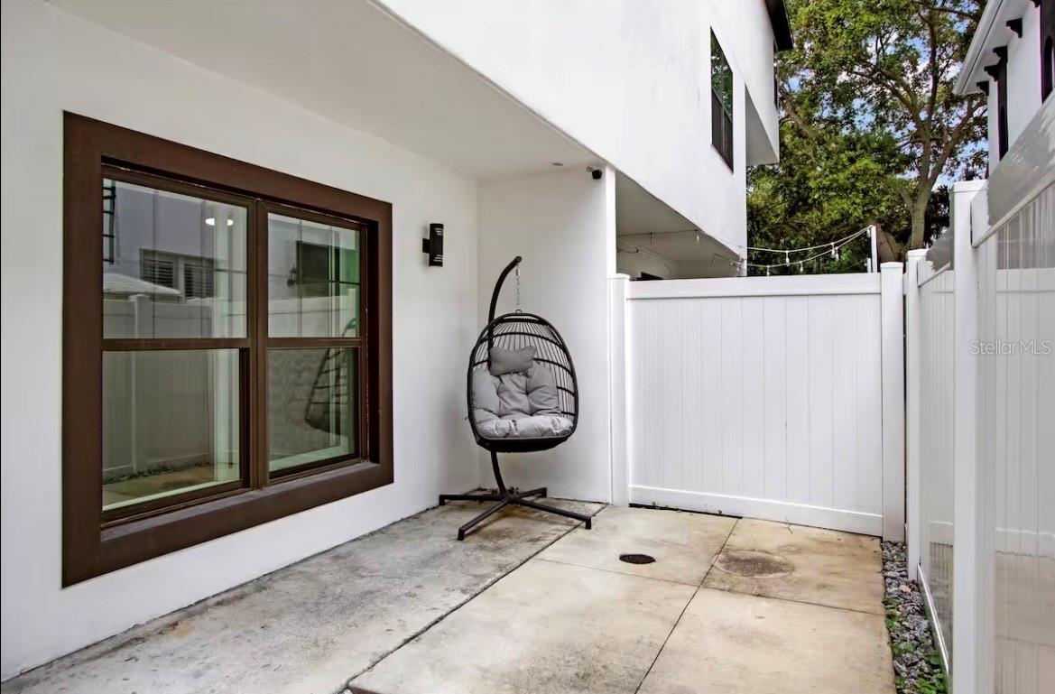 Image 45 of 48 For 405 Westland Avenue 3