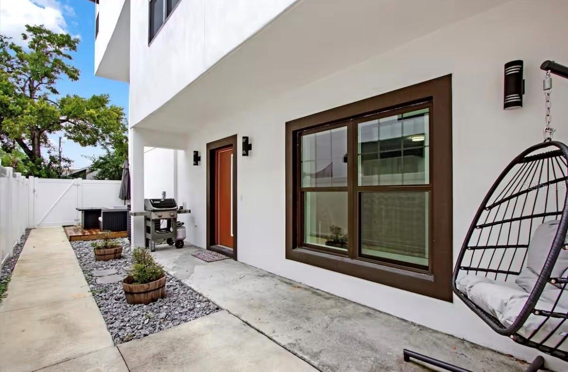 Image 48 of 48 For 405 Westland Avenue 3