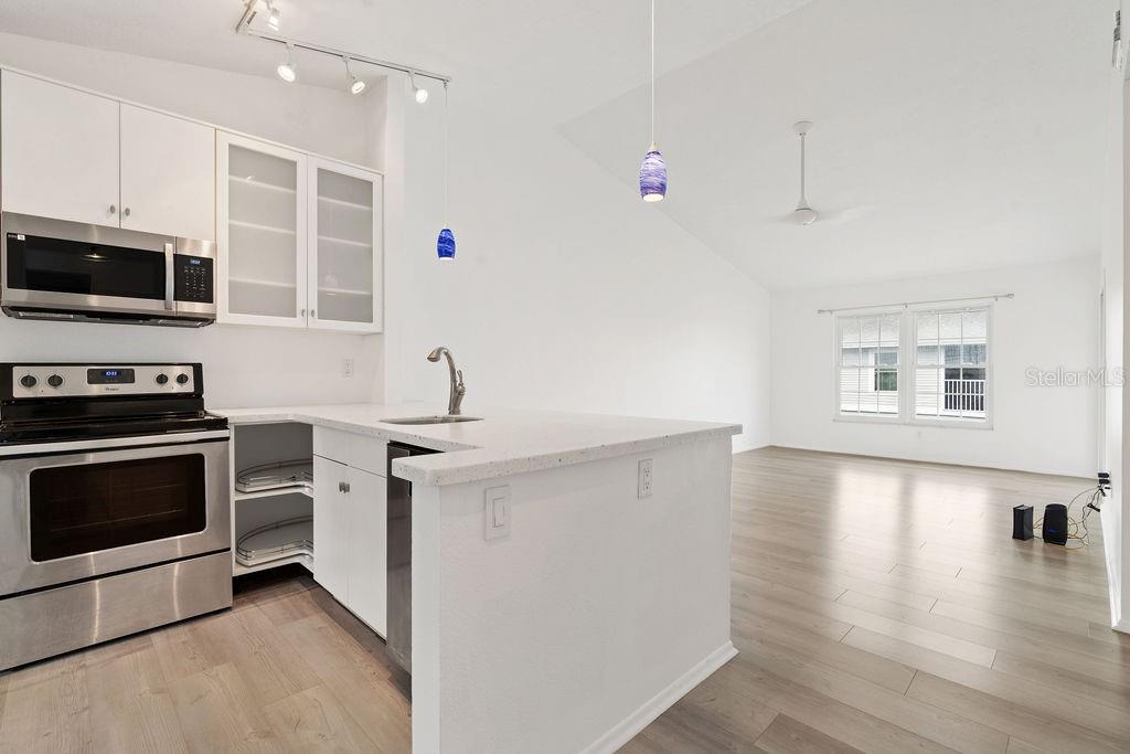 Image 11 of 34 For 244 Nautilus Way 17