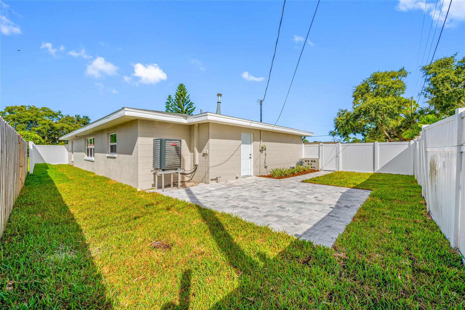 Image 57 of 74 For 2942 63rd Avenue S