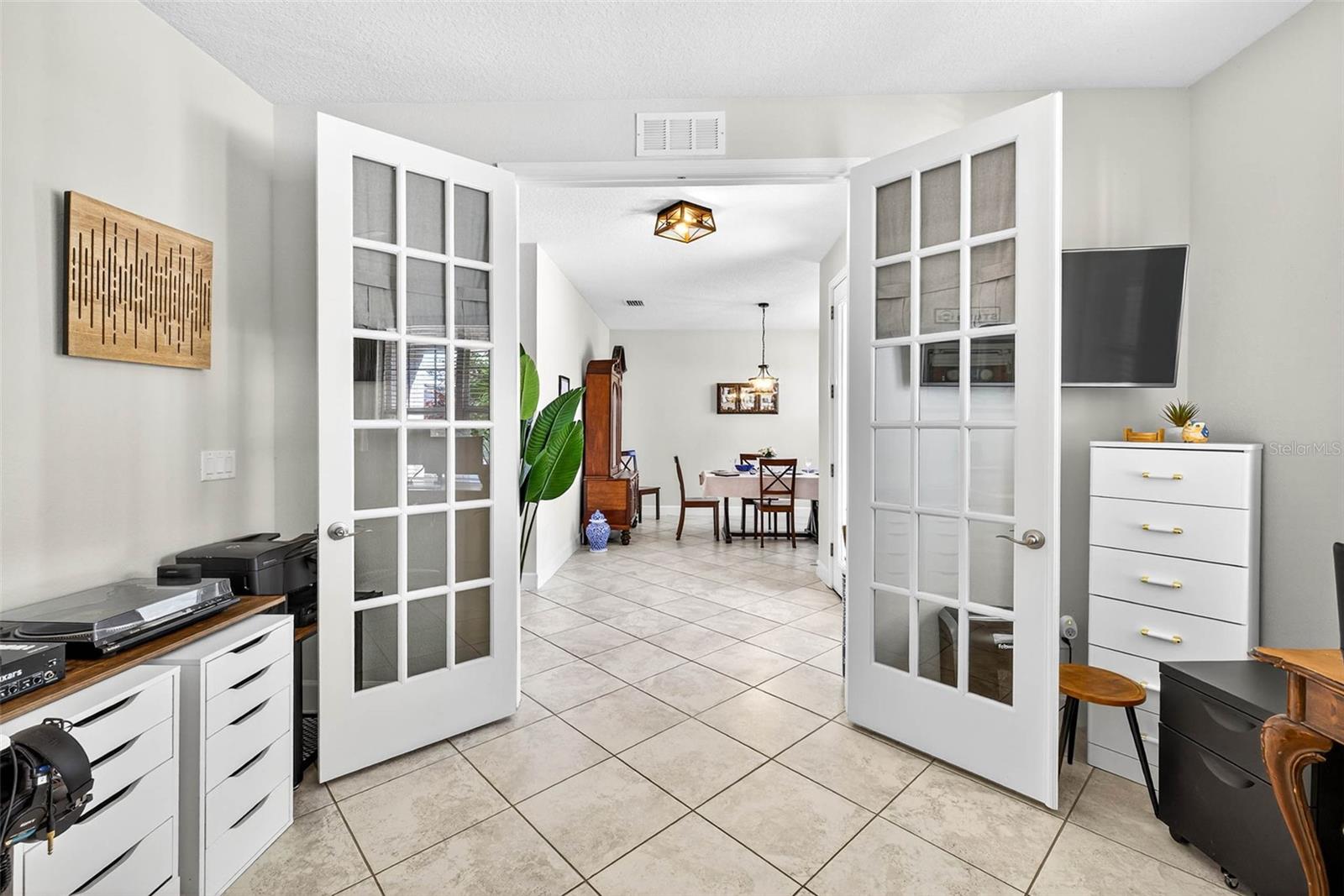Image 20 of 91 For 11761 Lake Lucaya Drive