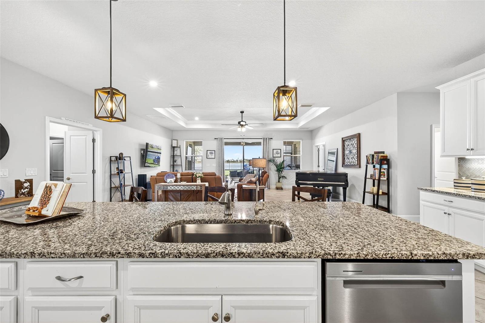 Image 25 of 91 For 11761 Lake Lucaya Drive