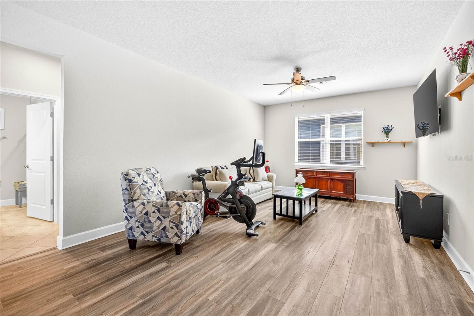 Image 33 of 91 For 11761 Lake Lucaya Drive