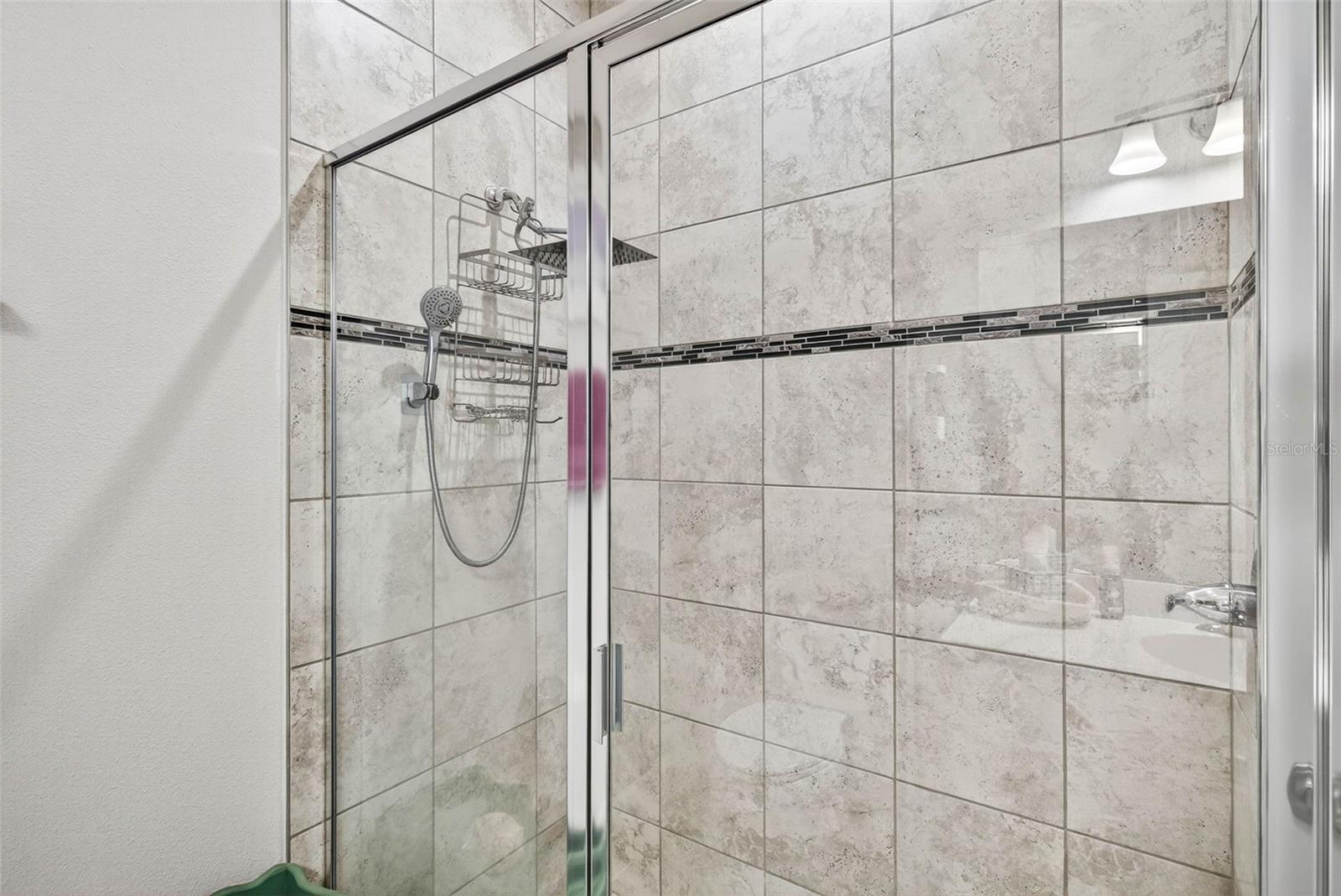 Image 39 of 91 For 11761 Lake Lucaya Drive