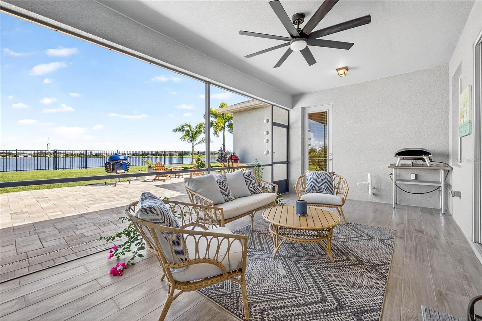 Image 57 of 91 For 11761 Lake Lucaya Drive