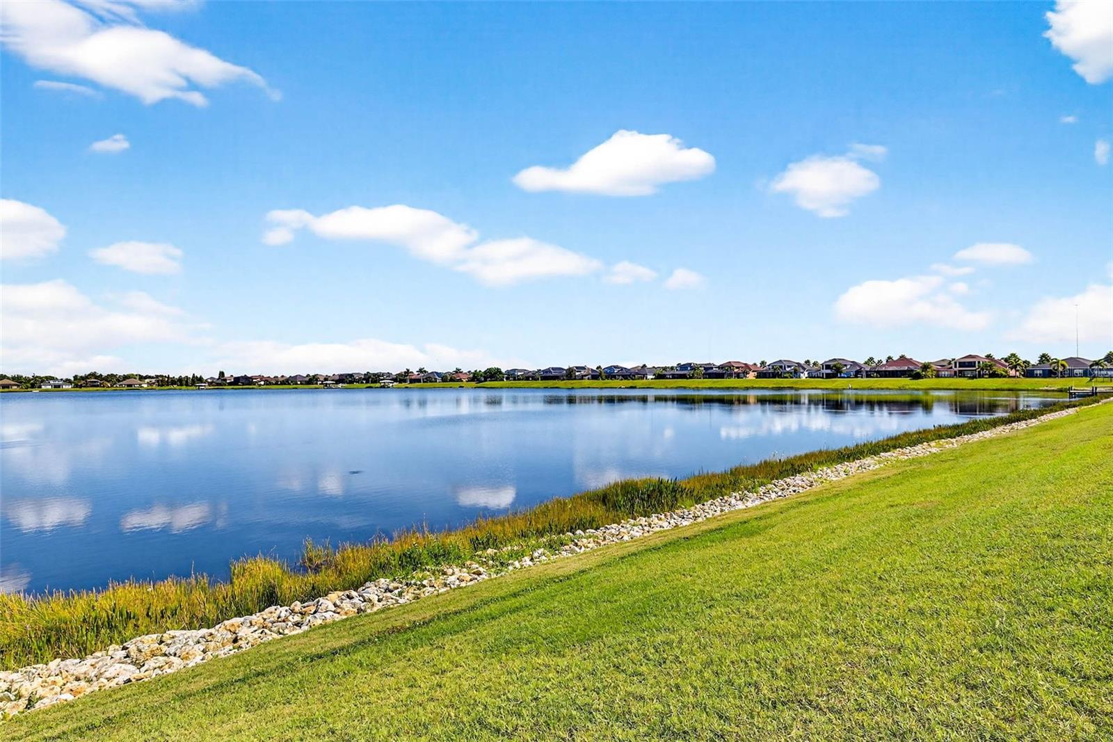 Image 66 of 91 For 11761 Lake Lucaya Drive
