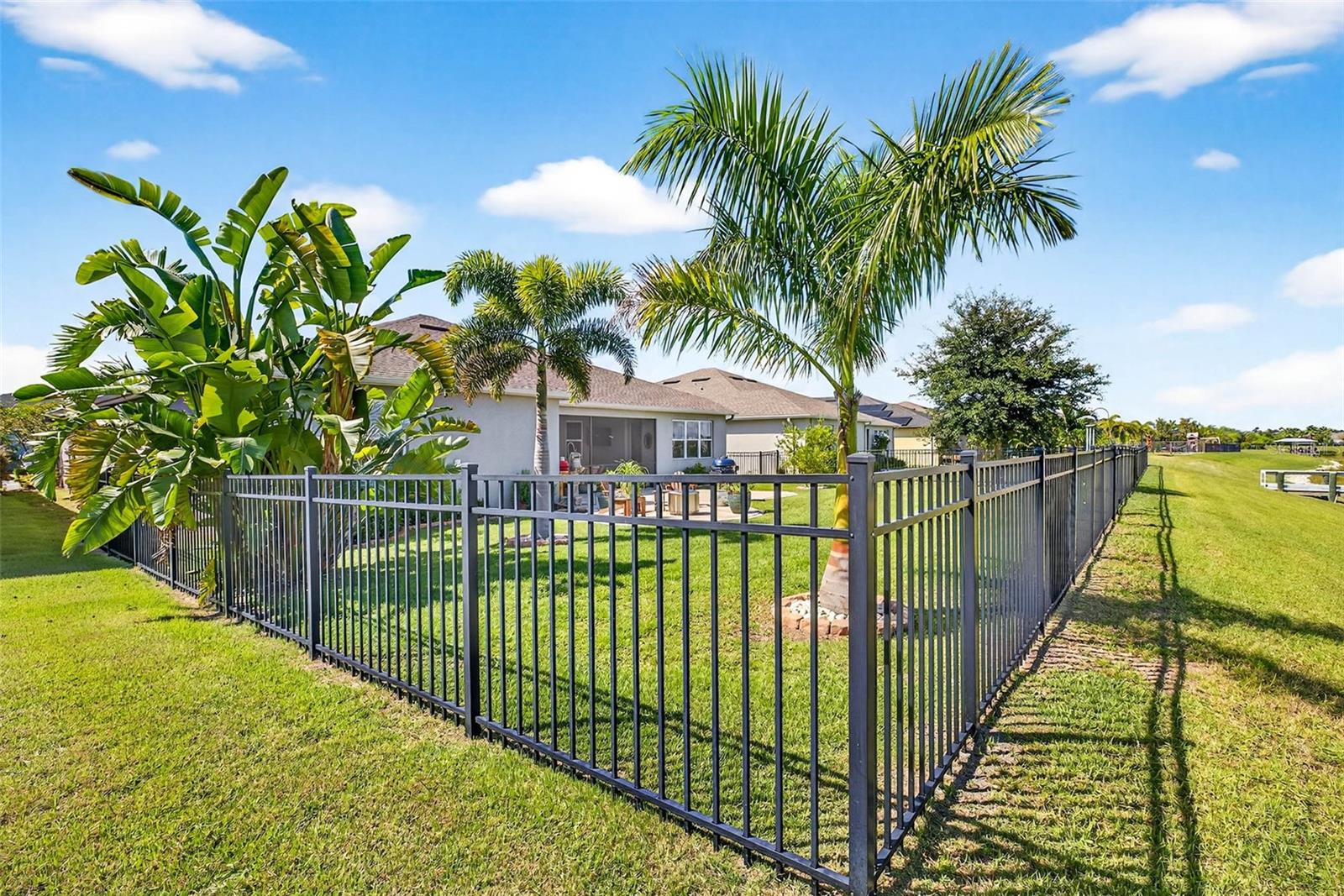 Image 68 of 91 For 11761 Lake Lucaya Drive