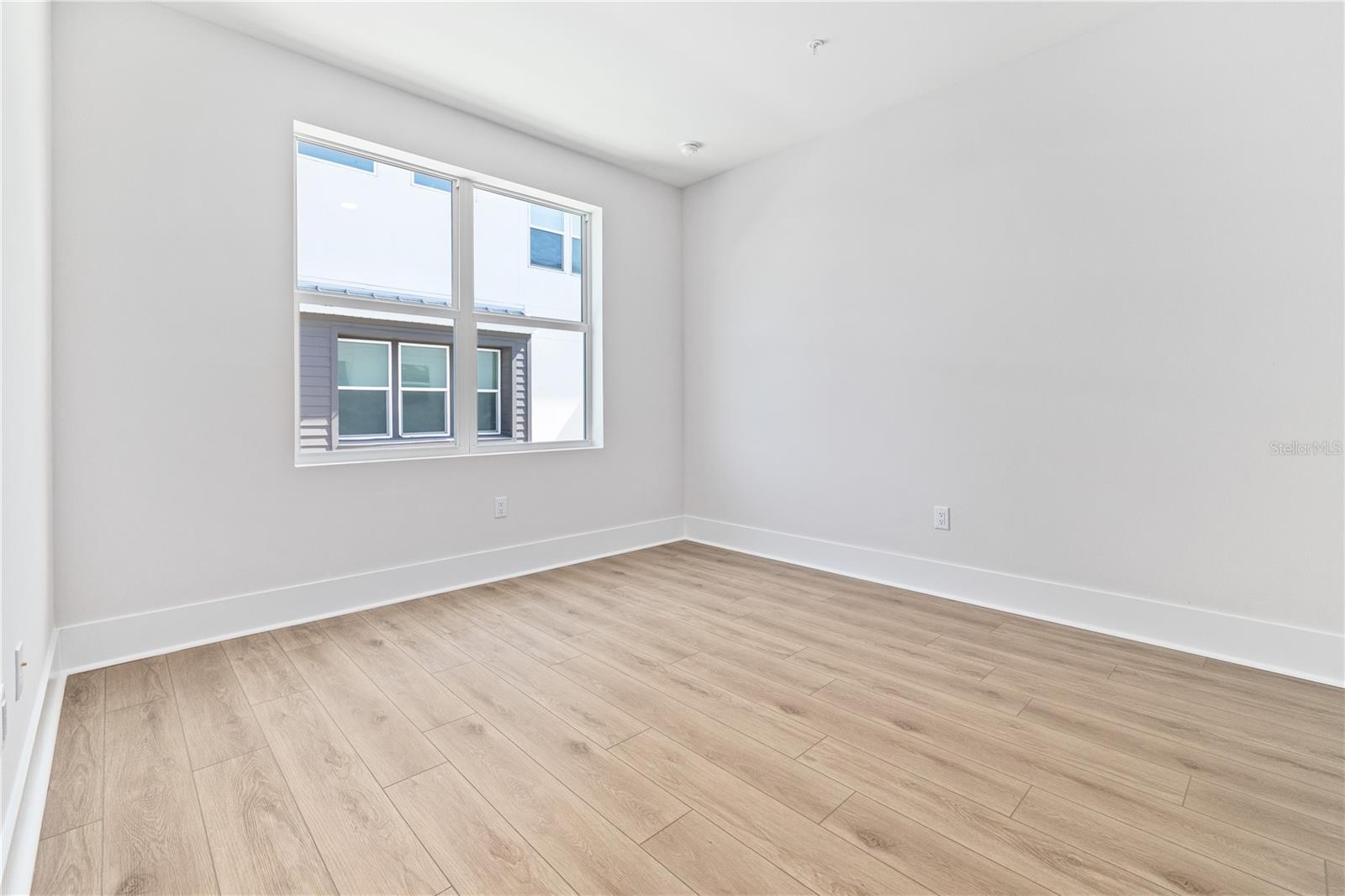 Image 13 of 43 For 19 29th Street N