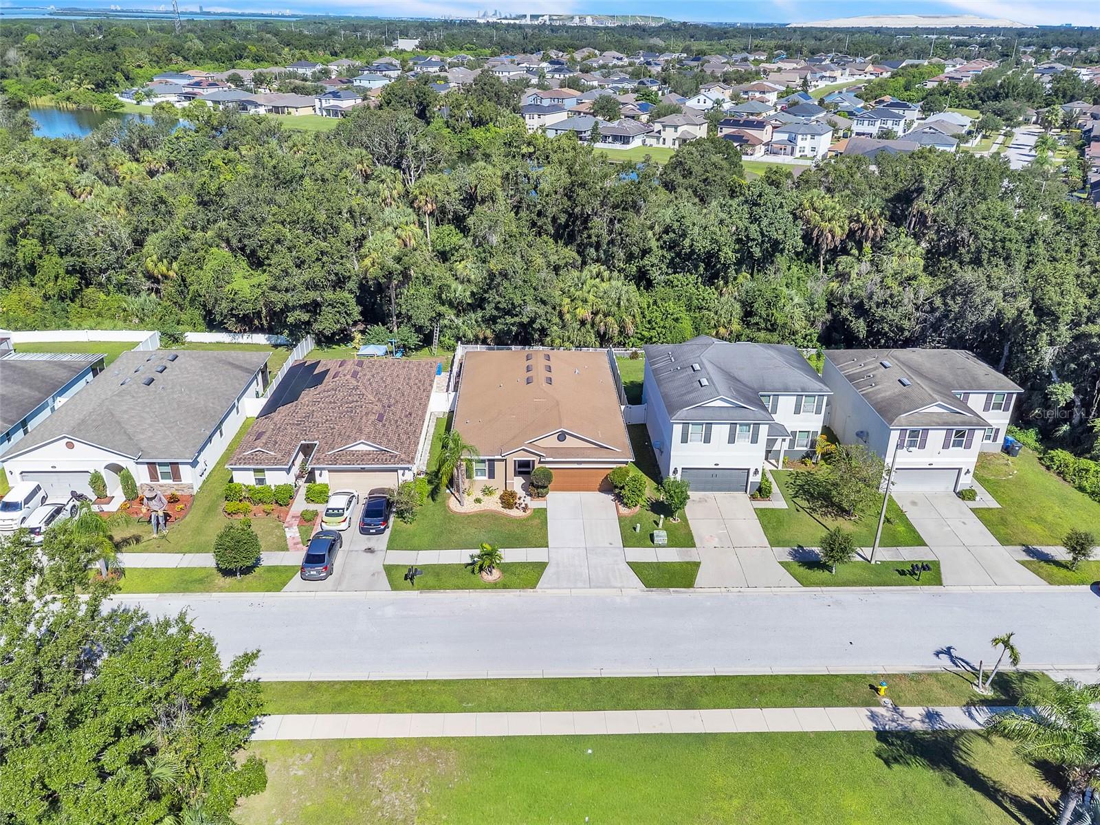 Image 32 of 36 For 7518 Tangle Brook Boulevard