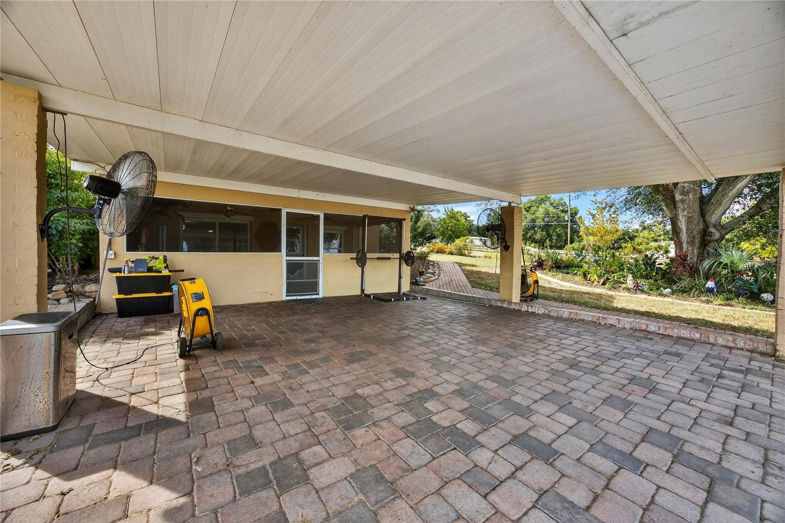 Image 6 of 53 For 5426 Griffin View Drive